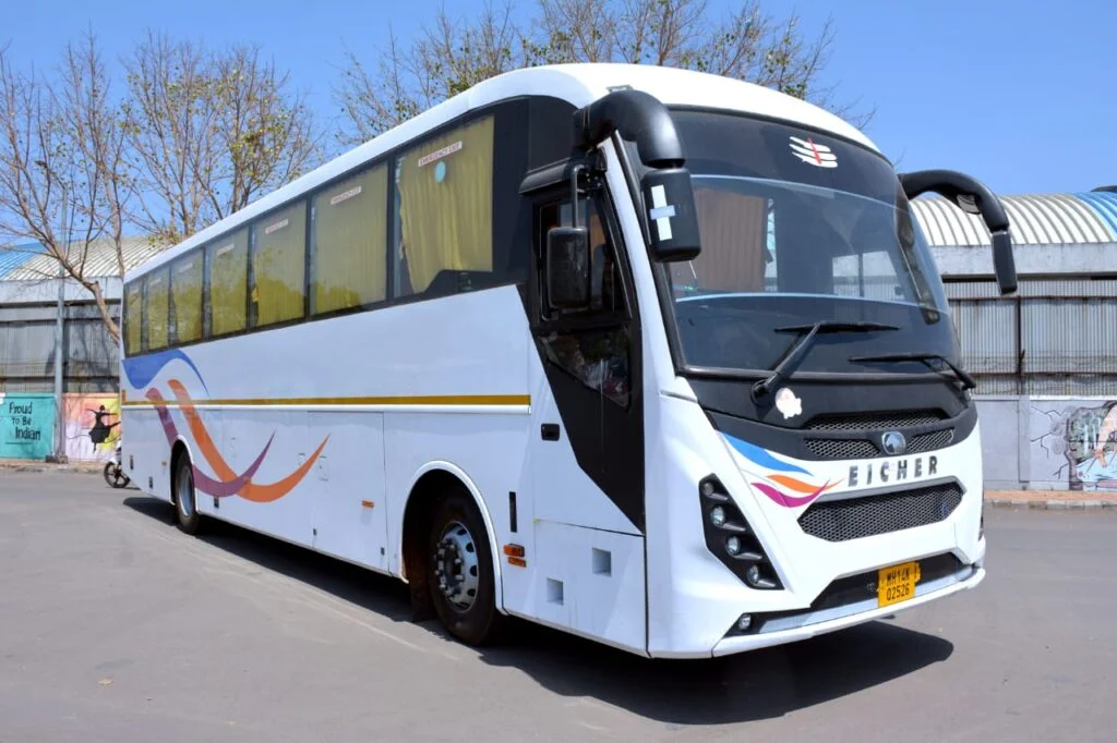50 Seaters Sleeper Bus